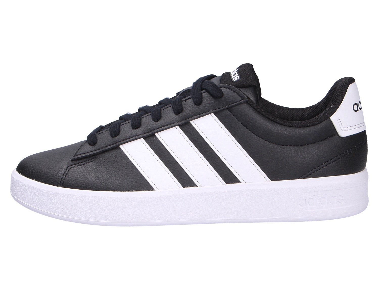 Adidas GRAND COURT 3.0 Sneaker in Schwarz mit weißen 3-Streifen und weißer Sohle, Seitenansicht