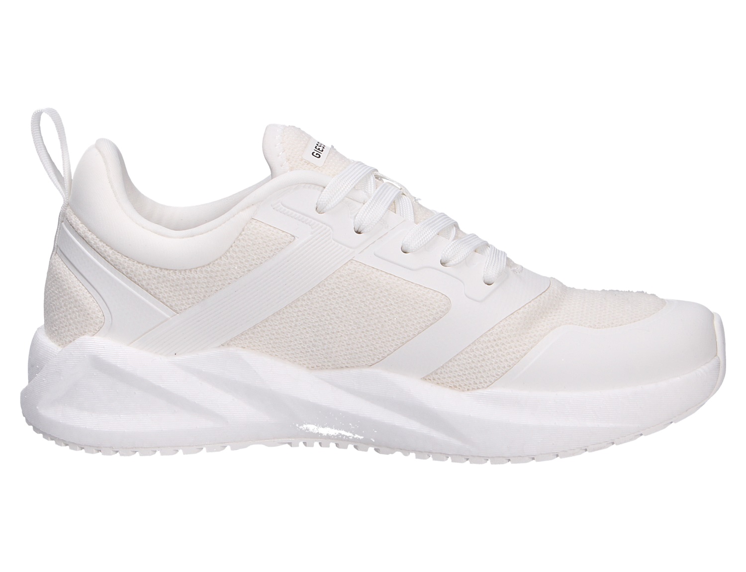 Giesswein WOOL PEAK WOMEN Damen-Sneaker in Weiß mit Schnürung, atmungsaktivem Obermaterial und markanter Laufsohle in der Seitenansicht