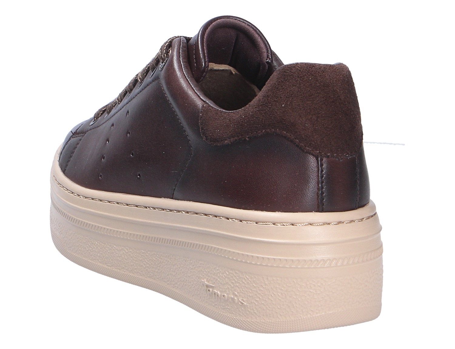 Rückansicht des Tamaris Damen Sneakers in Dunkelbraun mit glattem Obermaterial, Velours-Detail an der Ferse und heller Plateausohle