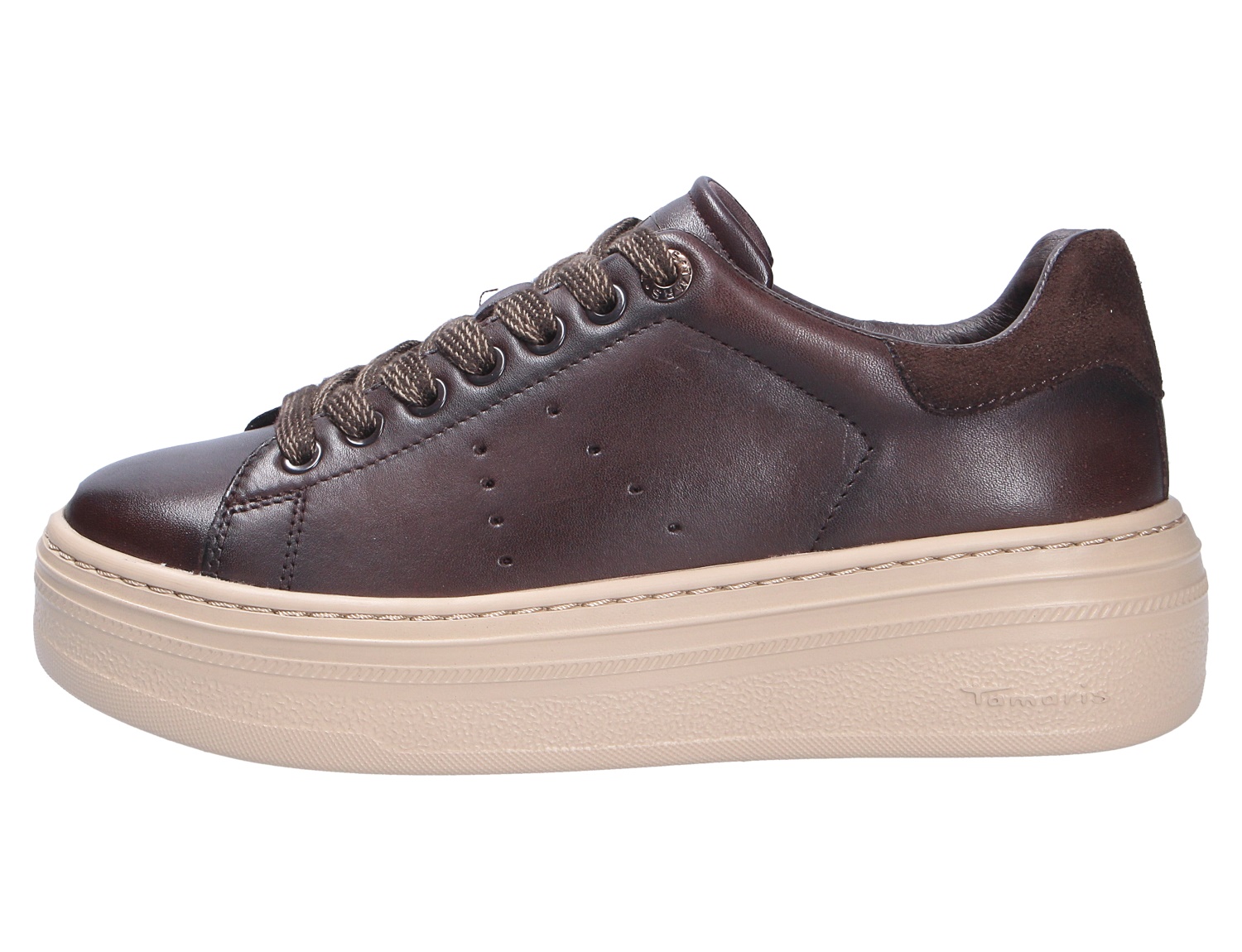 Tamaris Damen Sneaker, brauner Freizeitschuh aus glattem Obermaterial mit Schnürung und heller Plateausohle in seitlicher Ansicht