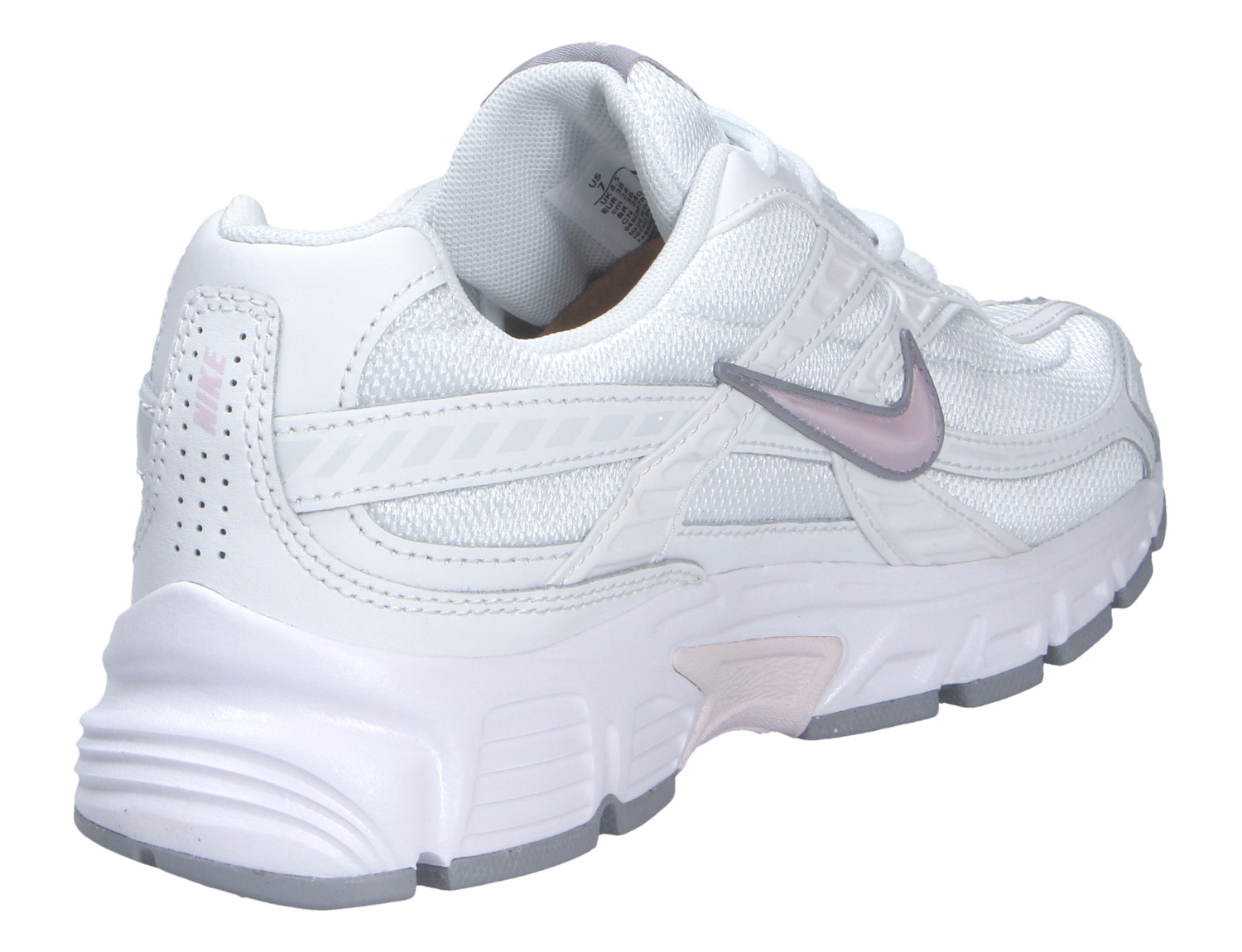 Nike Initiator Sneaker in Weiß mit rosa Swoosh und robuster Laufsohle, seitliche Produktansicht