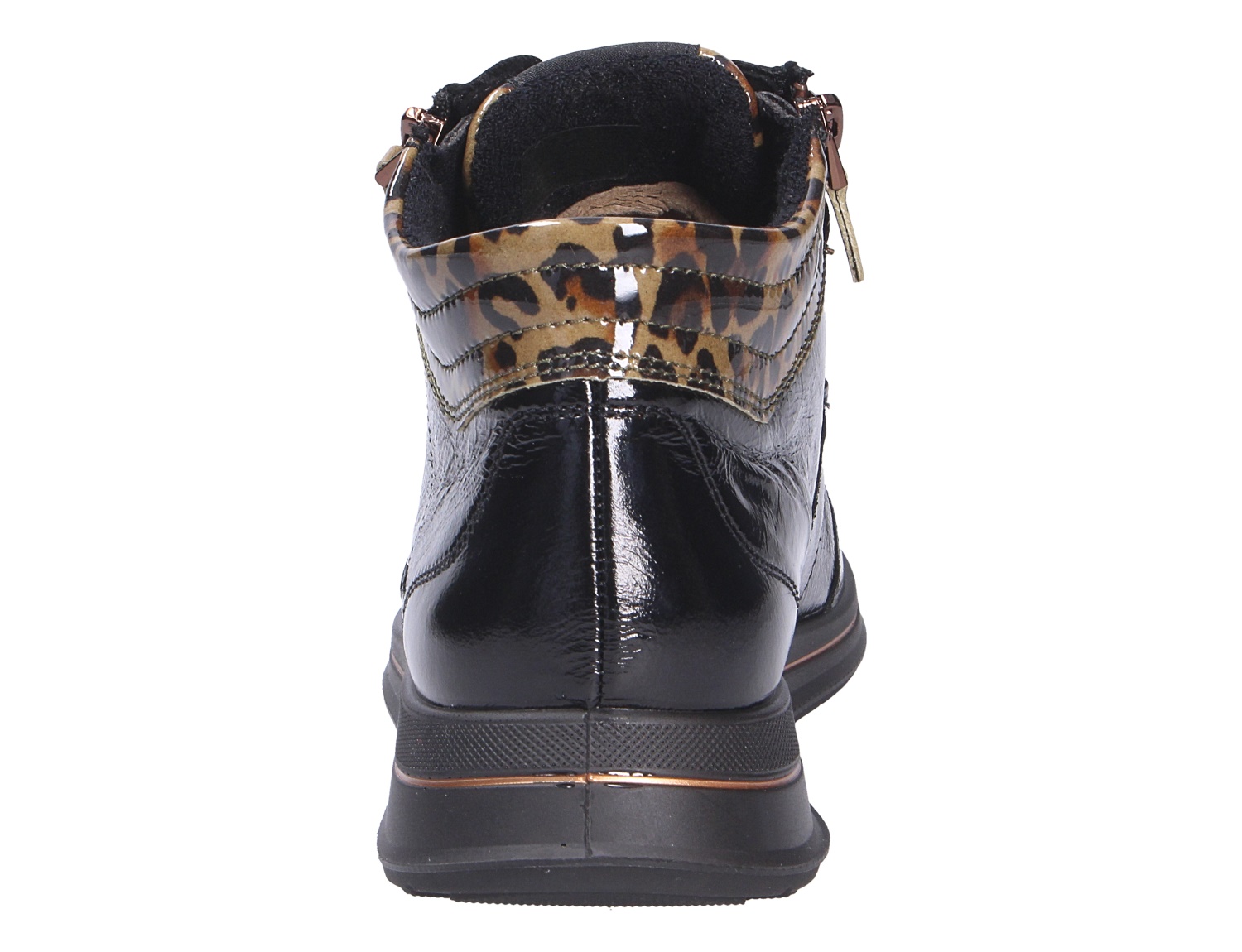 Rückansicht der Ara OSAKA Stiefelette in Schwarz mit glänzendem Finish, seitlichem Reißverschluss und gepolstertem Schaftrand mit Leo-Muster