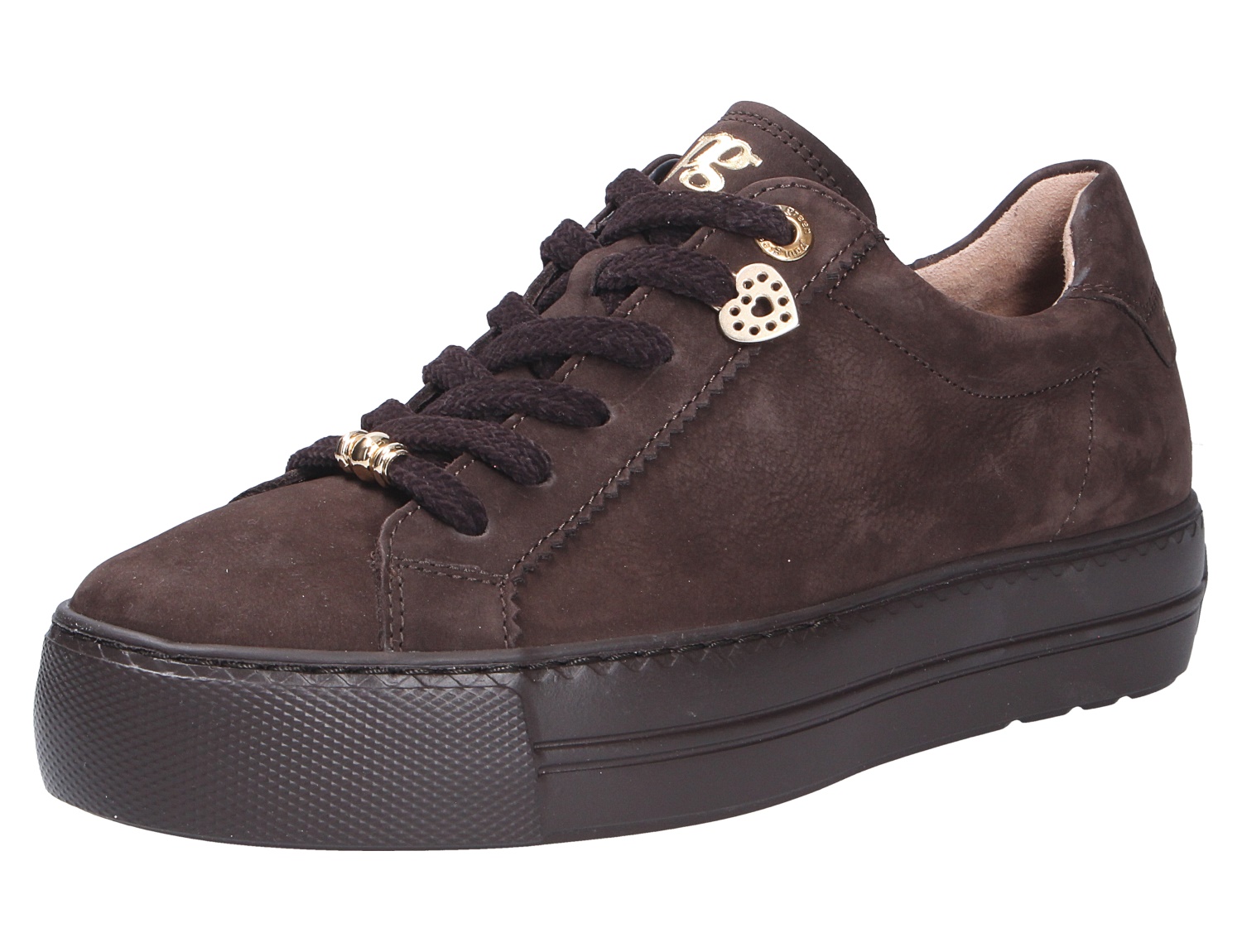 Paul Green Damen Sneaker in Dunkelbraun aus Nubukleder, seitliche Ansicht mit schwarzer Plateausohle, Schnürung und goldfarbenen Herz-Details