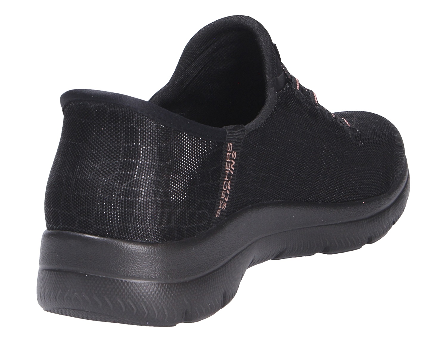 Skechers Summits schwarzer Sneaker mit Mesh-Obermaterial und flexibler Sohle, gezeigt in schräger Rückansicht
