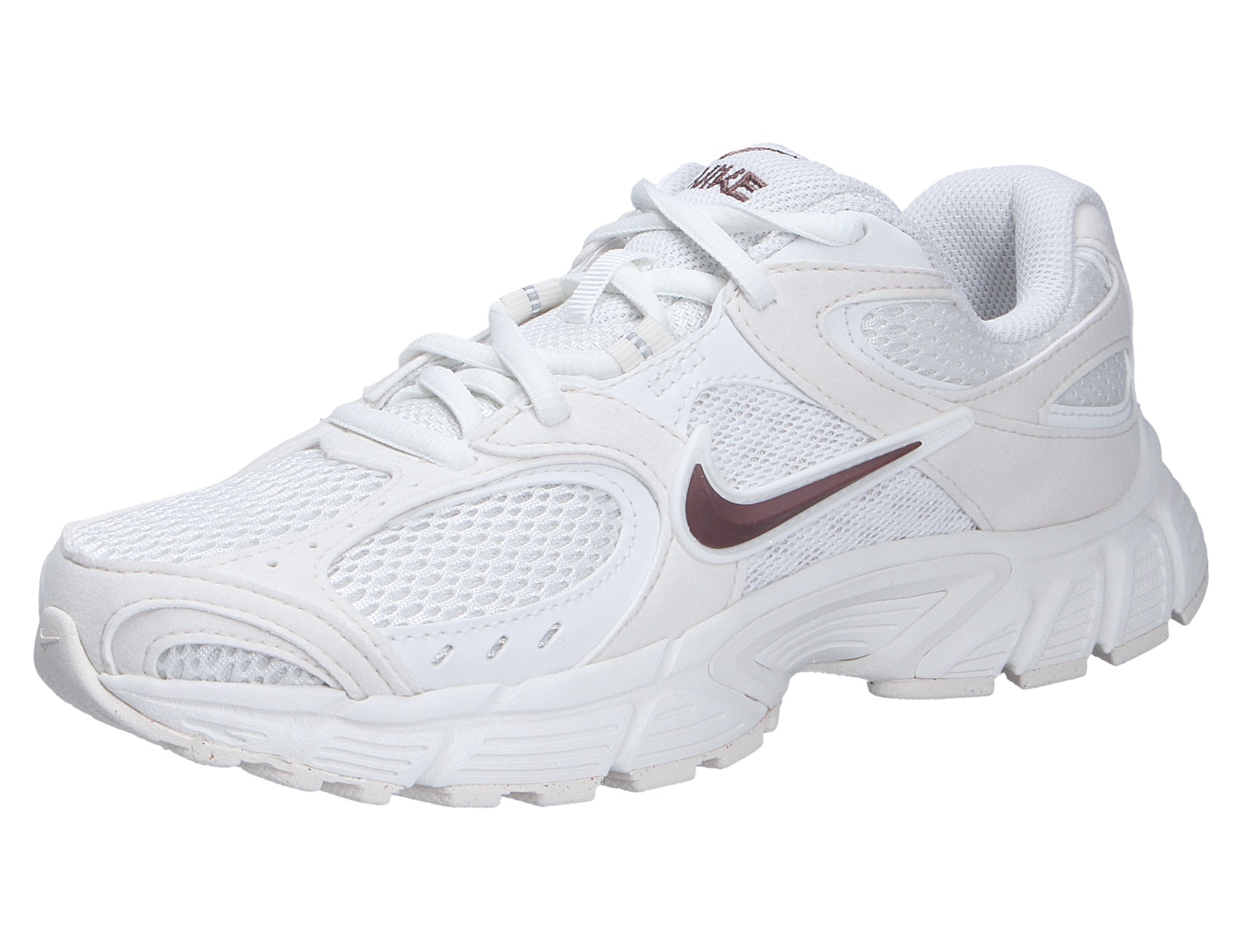 Nike V5 RNR Sneaker für Damen und Herren in Weiß, Seitenansicht mit atmungsaktivem Mesh, Schnürung und markanter Profilsohle