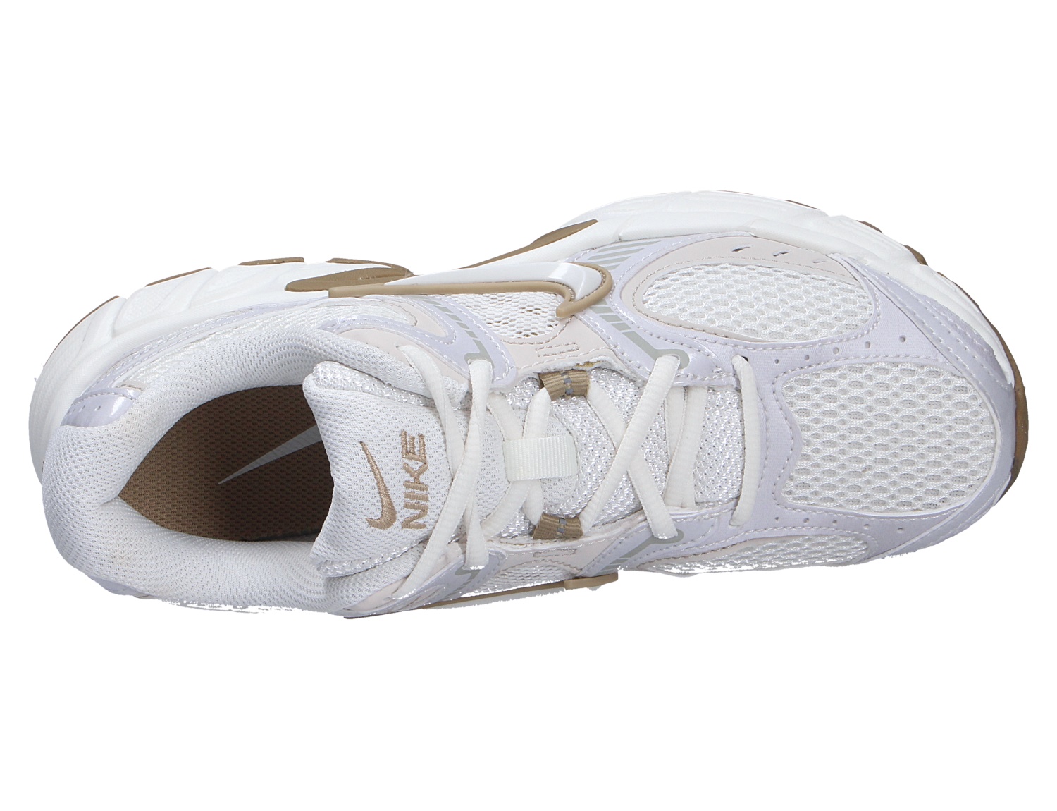 Nike V5 RNR Sneaker in Weiß aus der Draufsicht mit atmungsaktivem Mesh, Schnürung und dezenten beigen Akzenten