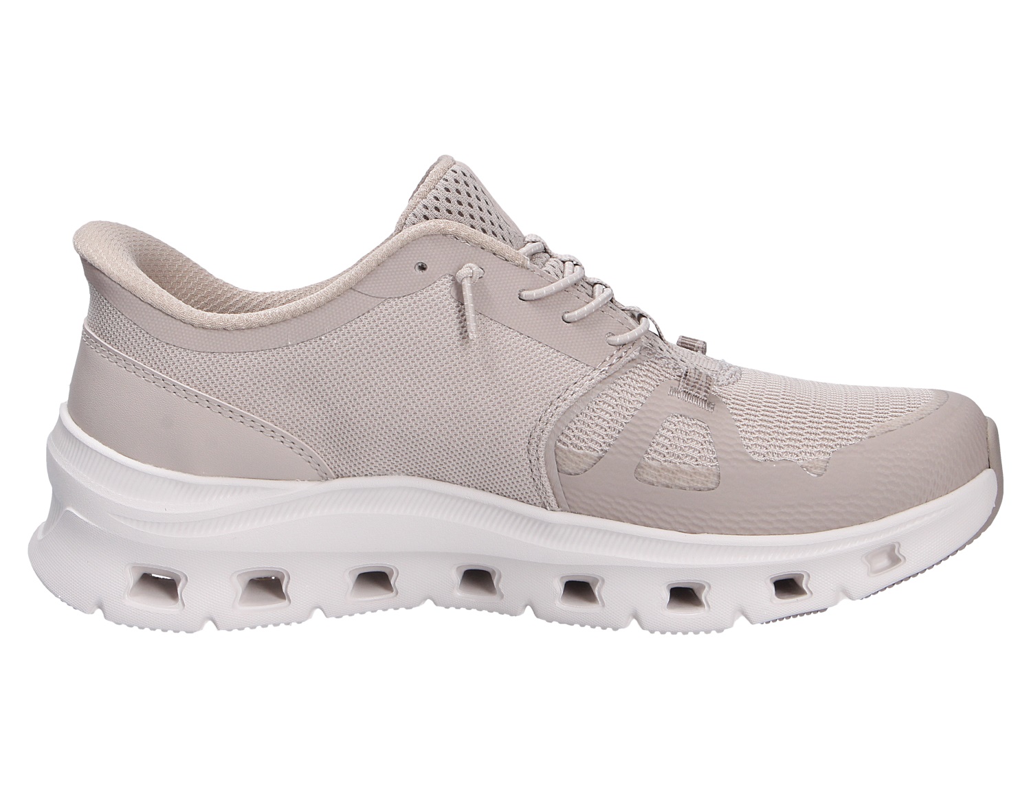 Seitliche Ansicht des Skechers Glide Step Pro Sneakers in Beige mit atmungsaktivem Mesh-Obermaterial, Schnürung und markanter, gepolsterter Laufsohle