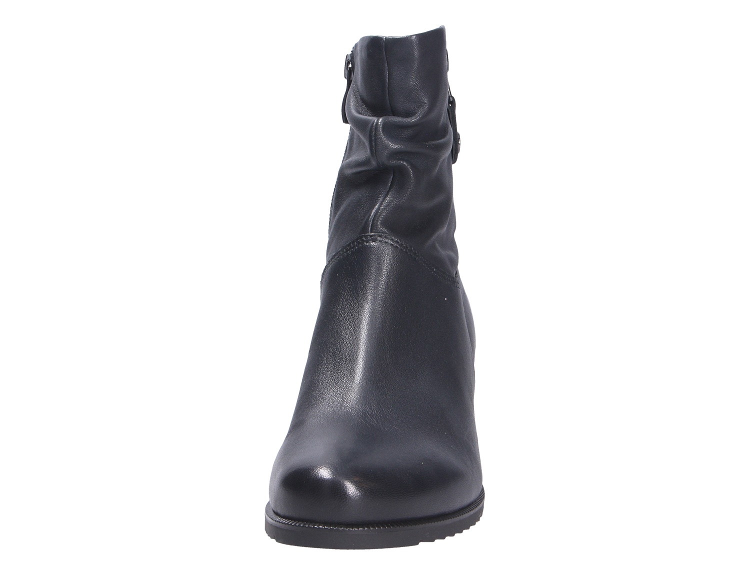 Frontansicht der schwarzen Caprice Damen Stiefel mit glattem Vorderfuß, gerafftem Schaft und seitlichem Reißverschluss