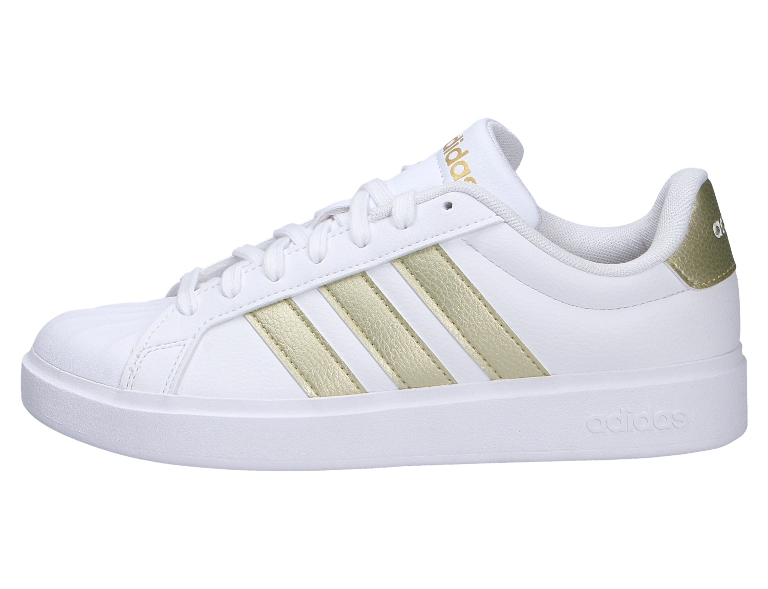 Adidas STREETTALK Sneaker, weißer Freizeitschuh mit goldenen 3-Streifen und goldener Fersenkappe in Seitenansicht